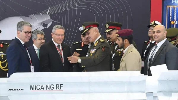 عودة رئيس الأركان المصري بعد مشاركته في ديمدكس 2026