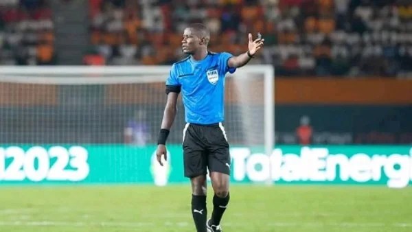 تعيين طاقم التحكيم لمباراة مصر والسنغال في نصف نهائي أمم أفريقيا
