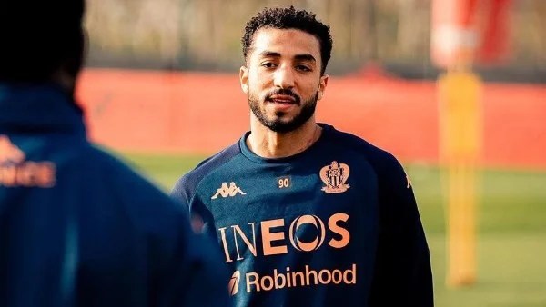 أخبار سارة عن إصابة محمد عبدالمنعم مع نيس الفرنسي