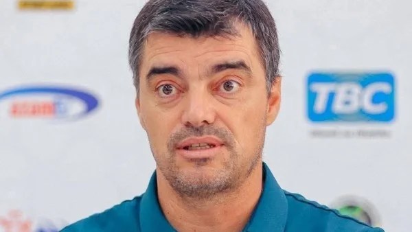 مدرب يانج أفريكانز: مواجهة الأهلي تحدٍ حقيقي