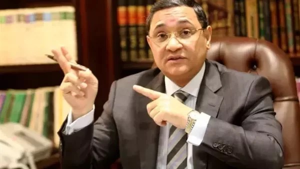 بدء محاكمة عبد الرحيم علي بتهمة عدم تطبيق الحد الأدنى للأجور