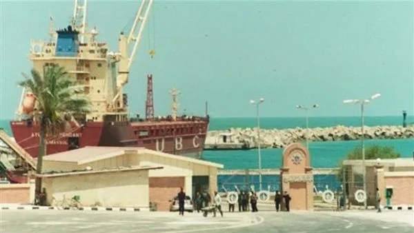 إغلاق ميناء العريش البحري بسبب سوء الأحوال الجوية
