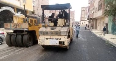 تطوير شبكة الطرق بالإسماعيلية بمنطقة الشهداء