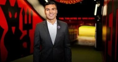 كاسيميرو يعلن مغادرته مانشستر يونايتد نهاية الموسم