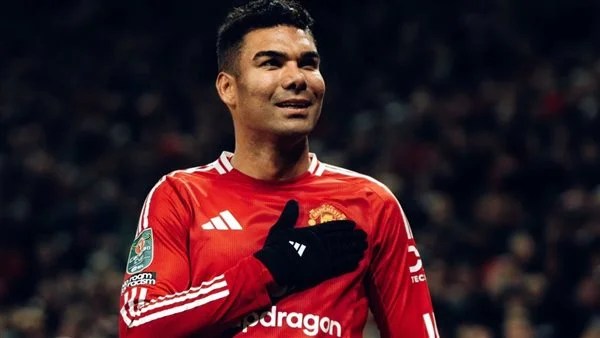 كاسيميرو يغادر مانشستر يونايتد بنهاية الموسم