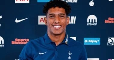 توتنهام يتعاقد مع موهبة سانتوس البرازيلية سوزا