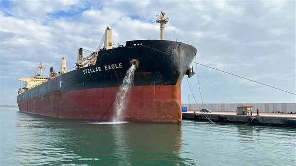 إعادة فتح ميناء العريش البحري بعد تحسن الطقس