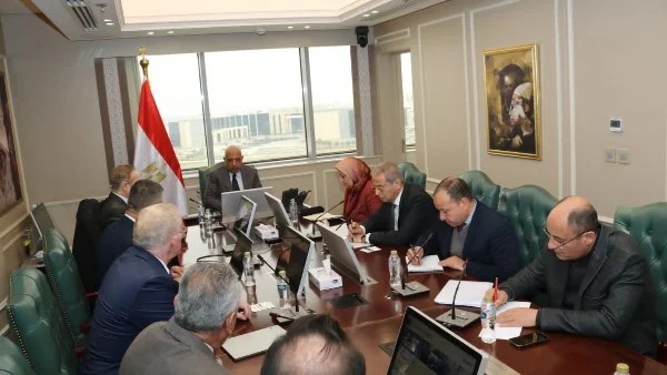 تشغيل المرحلة الأولى من مشروع طاقة الرياح بالزعفرانة