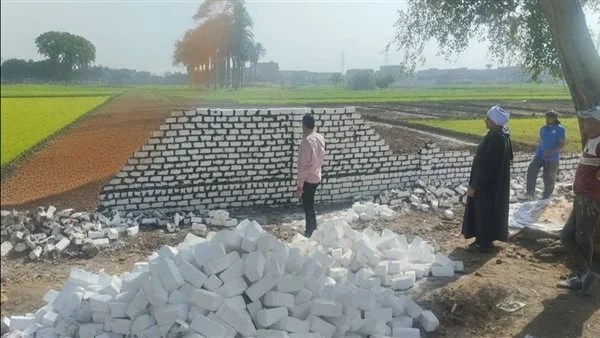 استرداد 9 أفدنة بإزالة 47 حالة تعدٍ في أسيوط