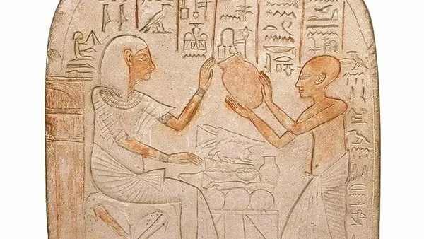 عرض لوحة فريدة من كنوز عصر العمارنة بالمتحف المصري