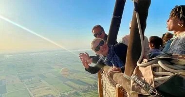 إلغاء رحلات البالون الطائر بالأقصر بسبب الرياح الشديدة