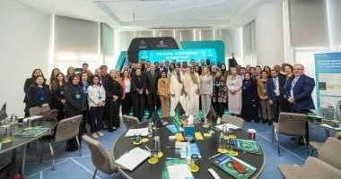 نائب وزير الموارد البشرية يفتتح أكاديمية سوق العمل الدولية