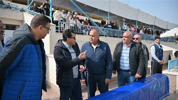 وزير الرياضة يشهد بطولة القاهرة للسباحة بالزعانف