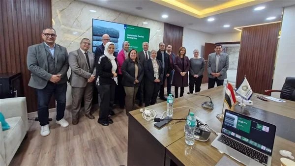 تعزيز صادرات المنسوجات المصرية عبر تعاون دولي