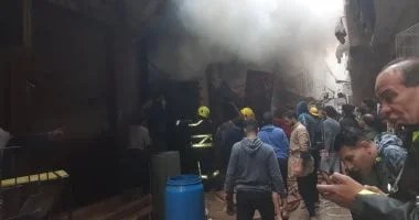 النيابة العامة تعاين موقع وفاة أم وأطفالها بسبب الغاز