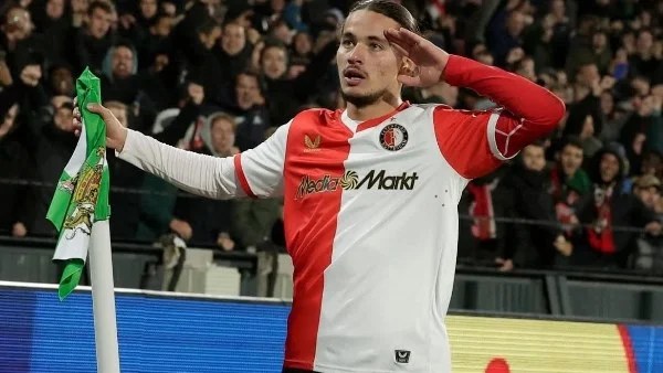 تشيلسي يتفاوض لضم نجم منتخب الجزائر