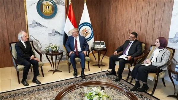 وزير البترول يلتقي وفدًا أستراليًا لبحث فرص التعدين في مصر