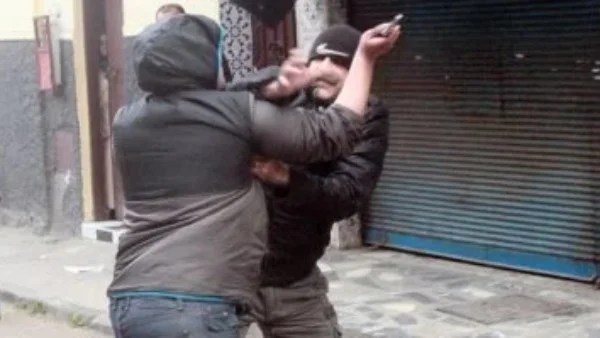 مشاجرة بين صاحب مصنع وسائق بسبب "ركنة" سيارة في الوراق