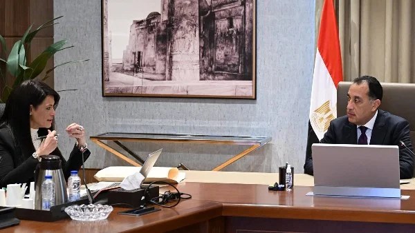 رئيس الوزراء يوجه بتحويل السردية الوطنية إلى برنامج تنفيذي