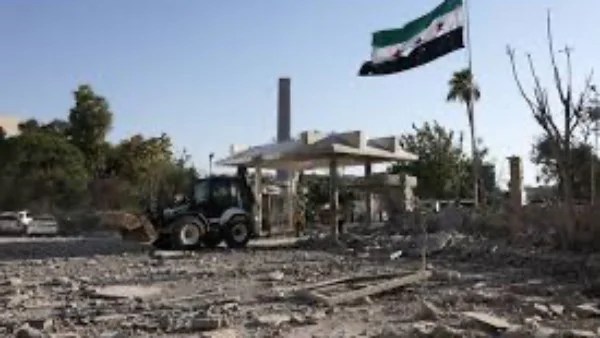 الجيش السوري يُطالب المدنيين بالابتعاد عن مواقع قسد شرق حلب