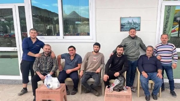 إنقاذ طاقم السفينة FENER بعد غرقها بالقرب من بورسعيد