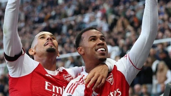 أرسنال ينتصر على تشيلسي في ذهاب نصف نهائي كأس كاراباو