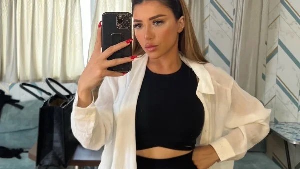 سارة سلامة تثير الجدل بإطلالة جديدة وجذابة