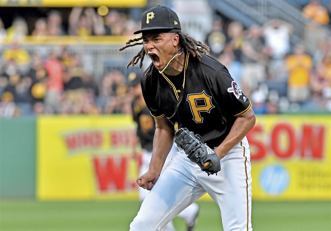 Chris archer firma con los mellizos de minnesota