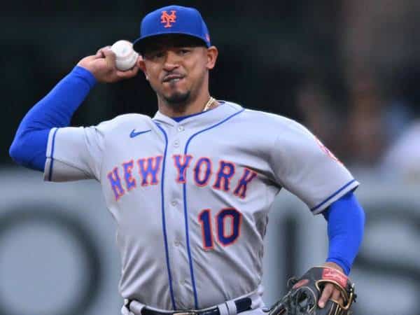 Eduardo escobar podría ser objetivo de los tigres de detroit