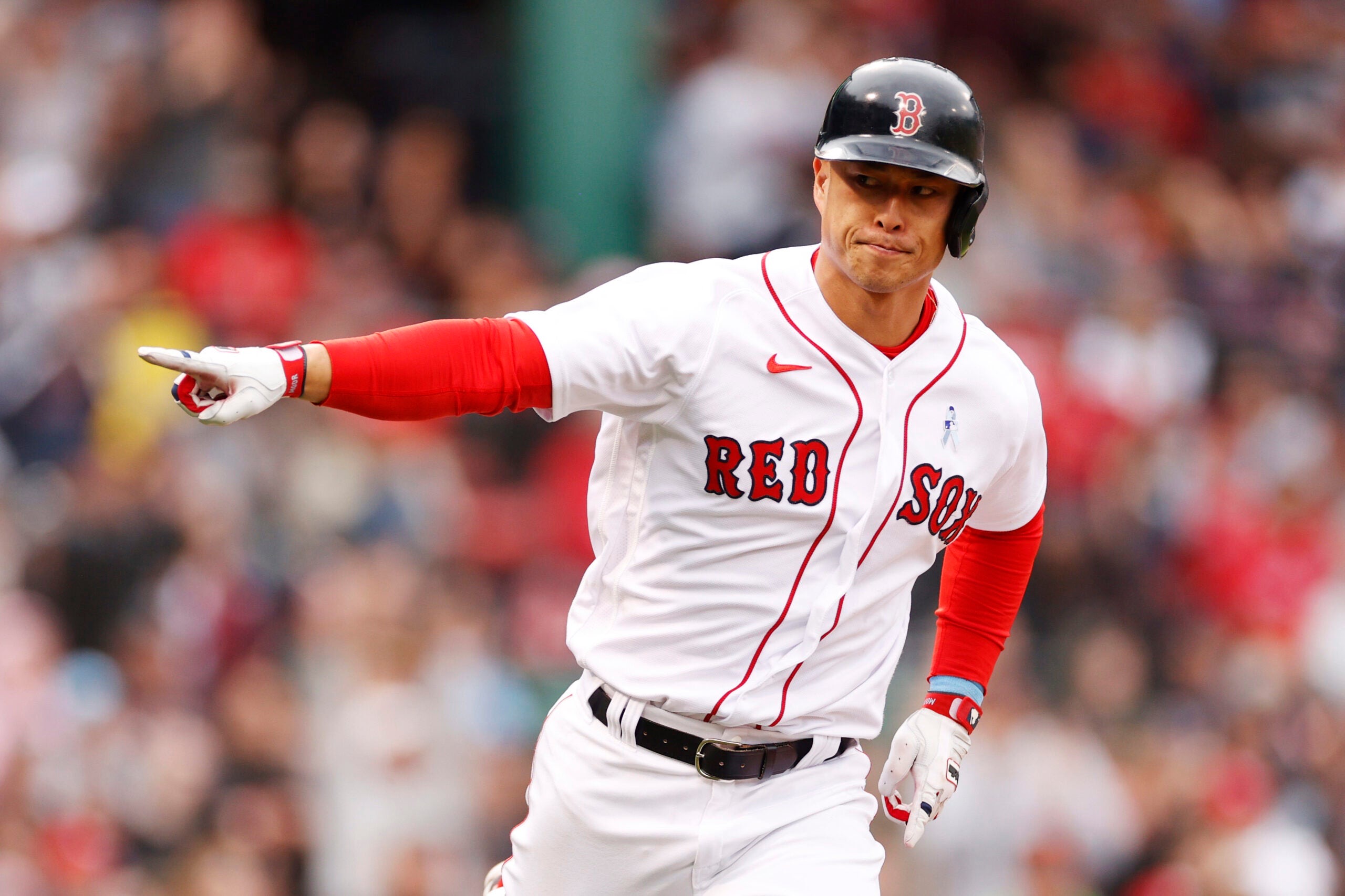 Red sox extienden contrato del jardinero rob refsnyder