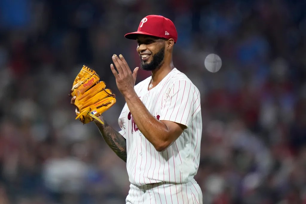 Mlb: cristopher sánchez sustituirá a chris sale en el juego de estrellas 2024
