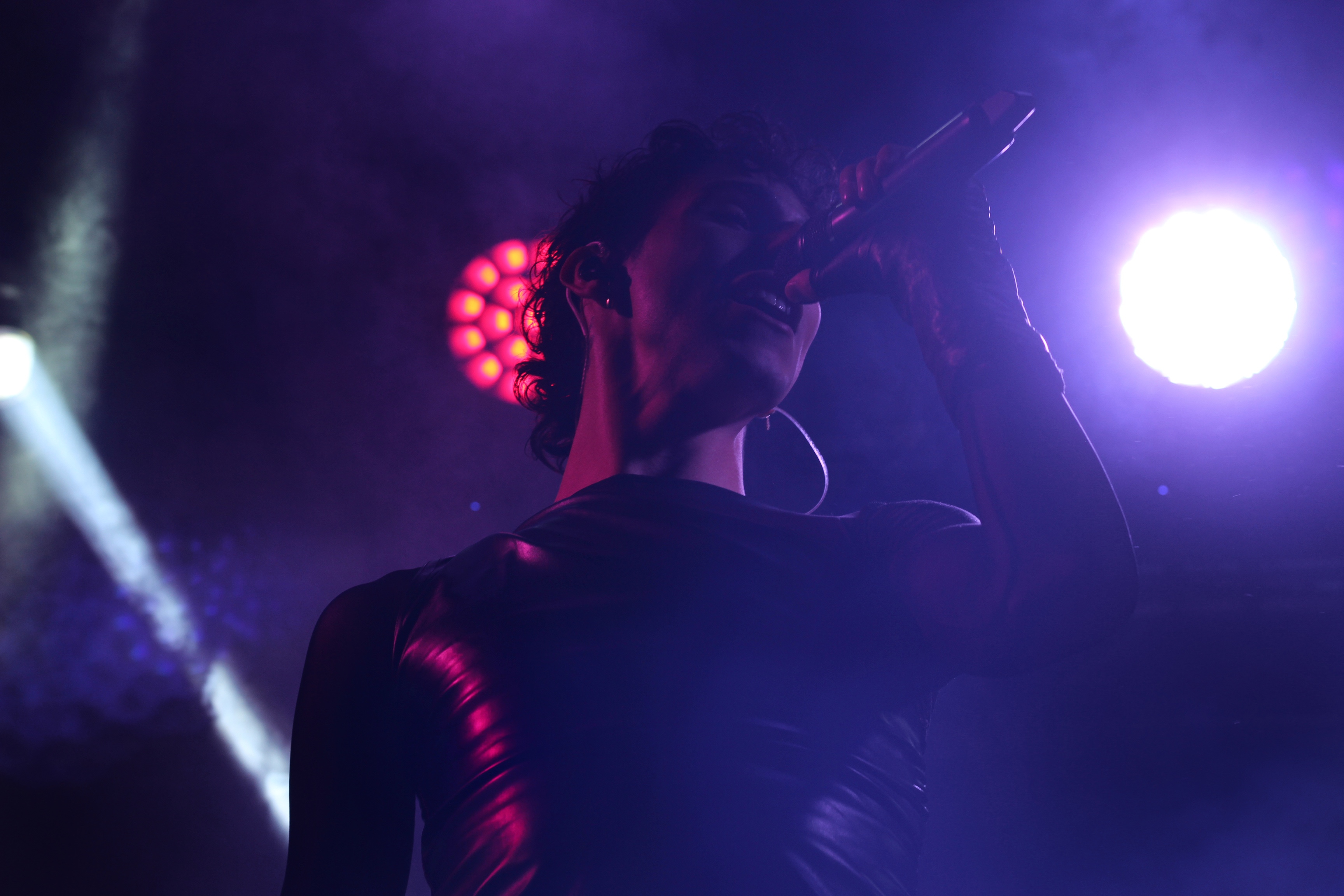 La ‘MAYO SEASON’ alumbra Madrid con sus ‘Club Lights’