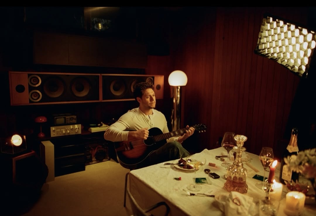 Niall Horan nos invita a su ‘Dinner party’, su nuevo álbum
