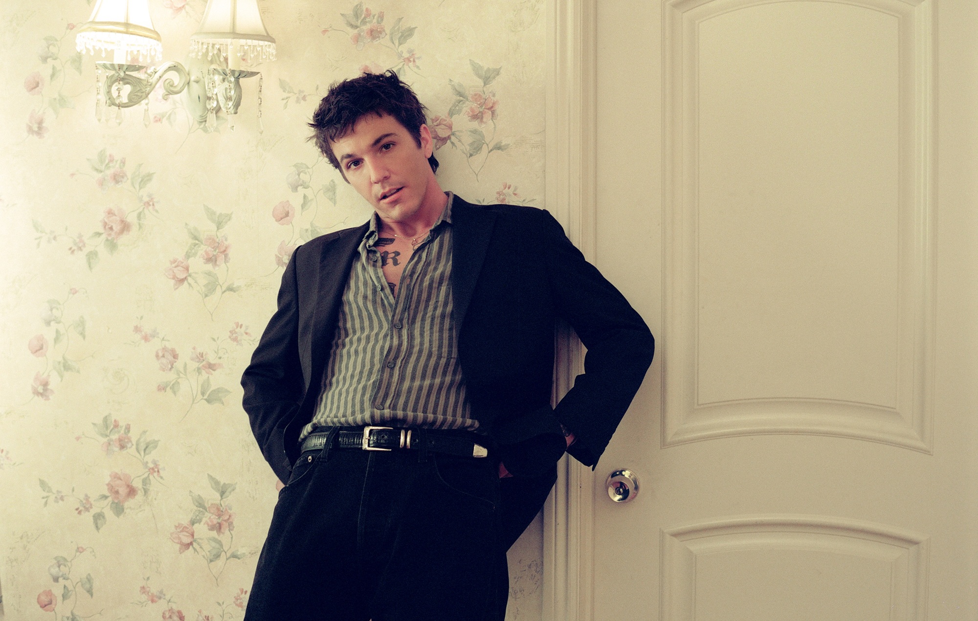 Chuck Timely, el alter ego de Role Model, nos presenta ‘Chuck Timely & The Hourglass’