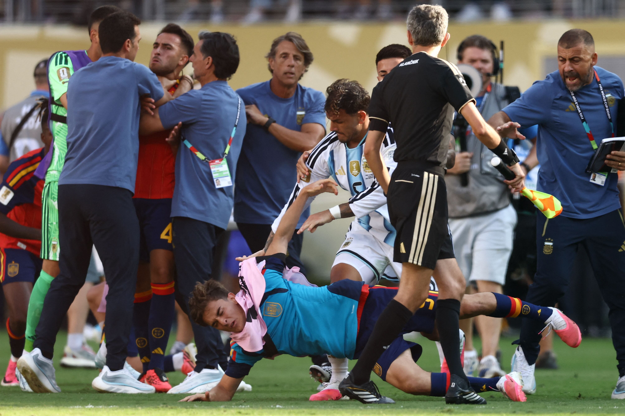 image-89 Duro golpe de FIFA a la Selección: multas y suspensiones tras la final