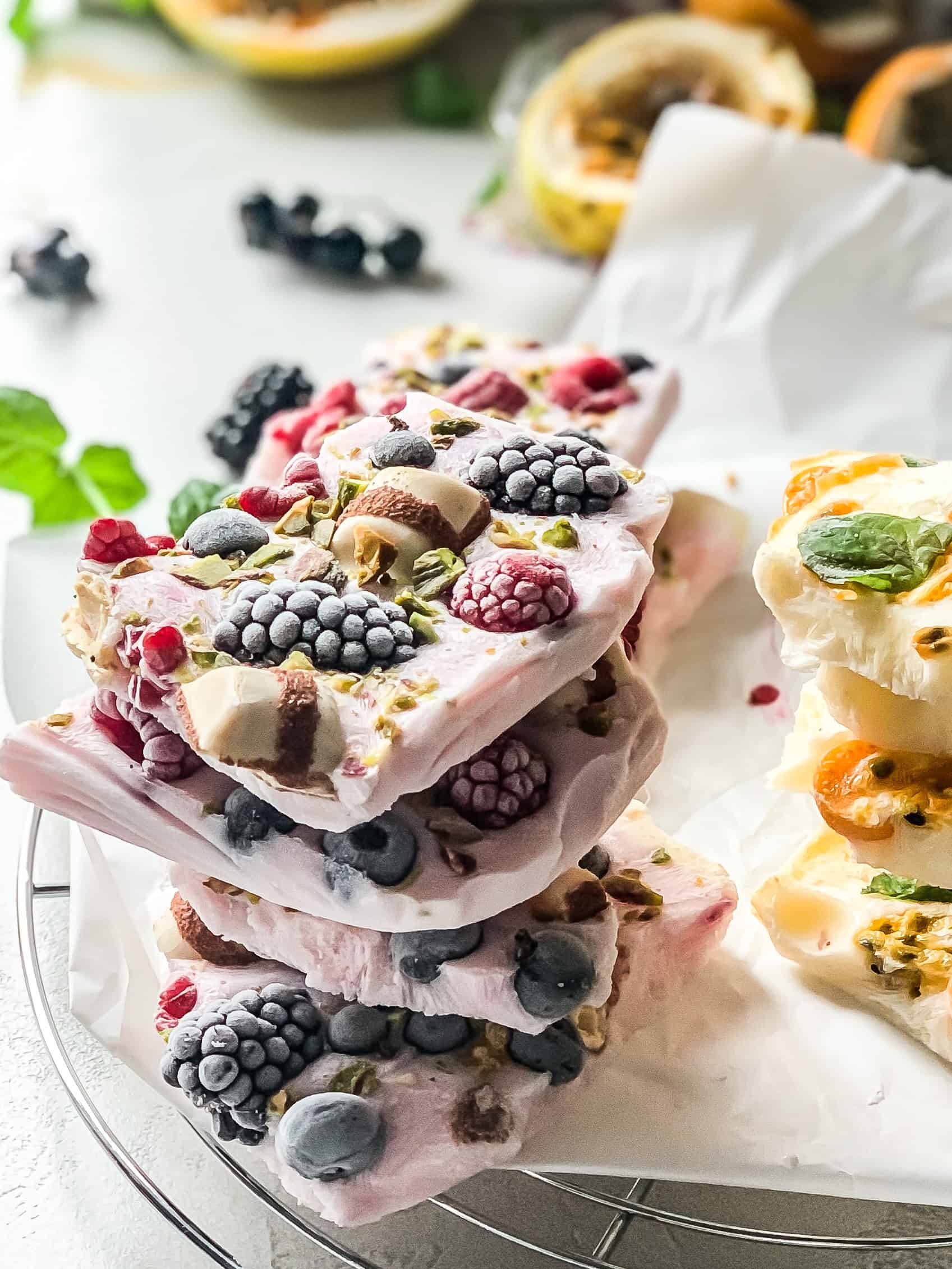 Zuckerfreies Joghurteis mit Beeren