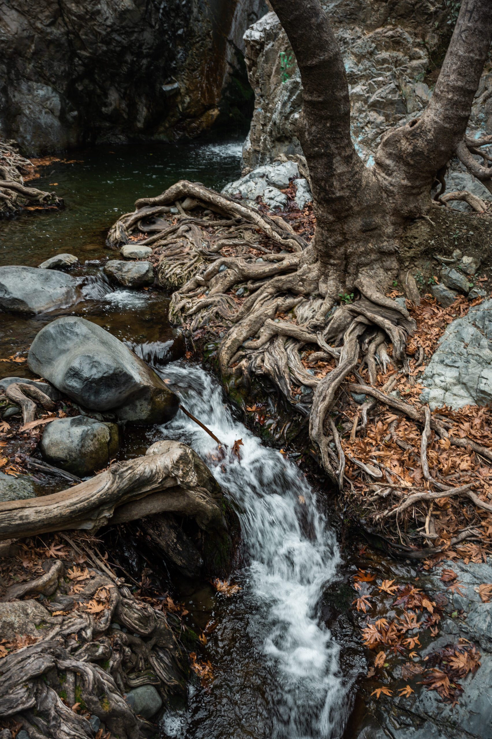 kypr Millomeris Waterfall