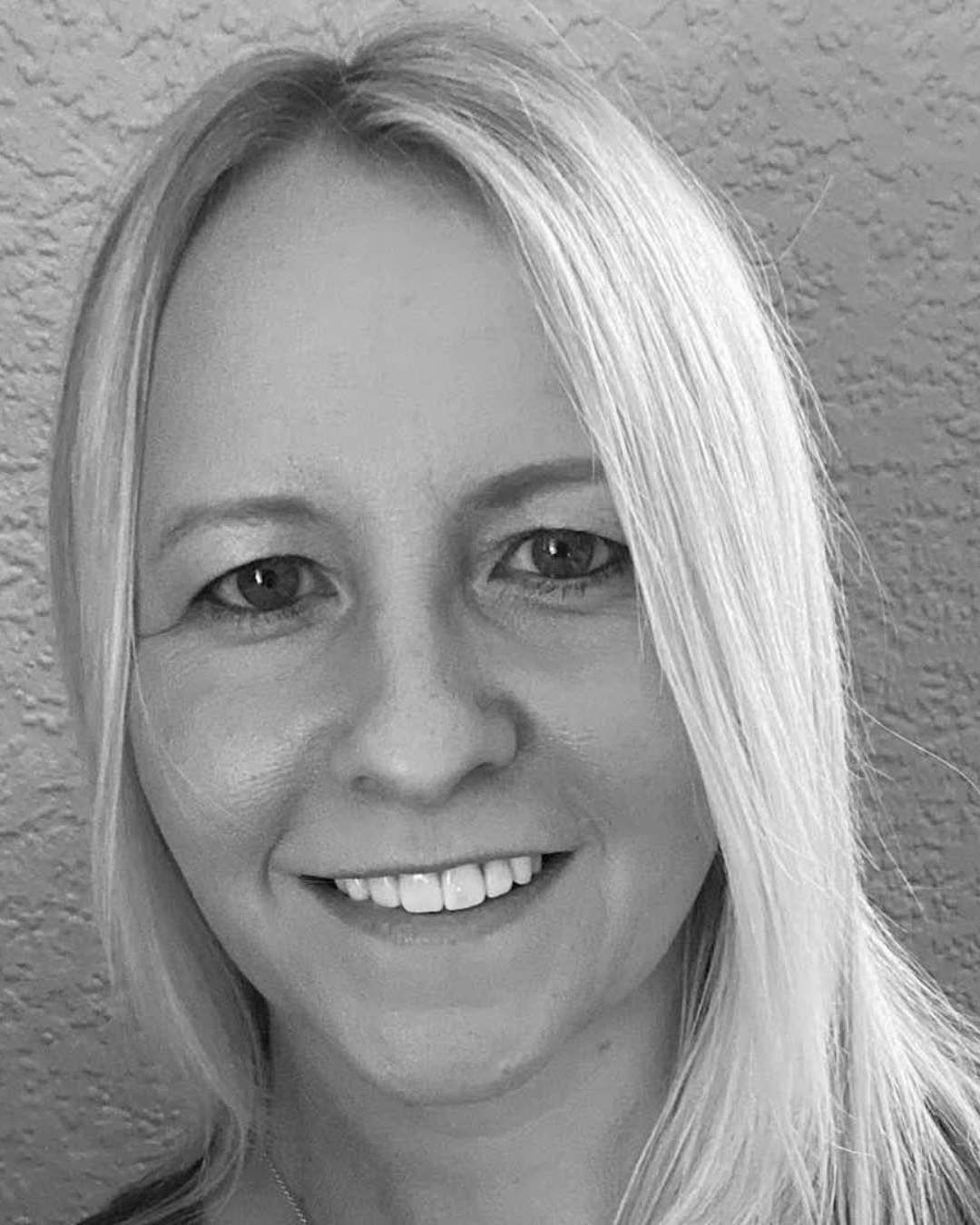 tracy headshot