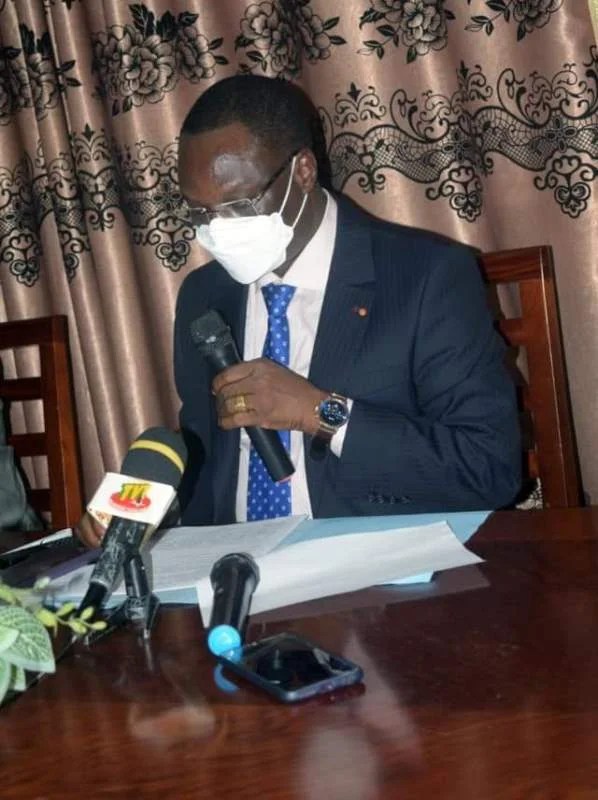 Le nouveau préfet du Golfe , Kossi Dzinyefa Atabuh a pris fonction