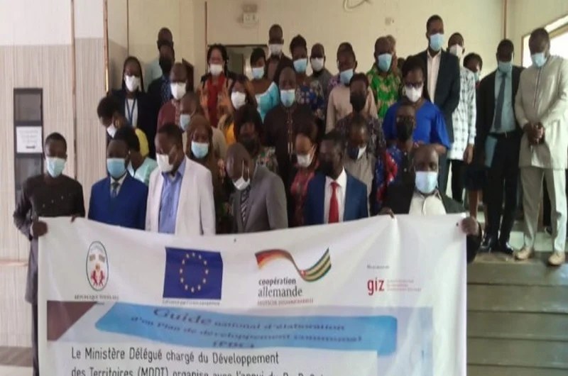 ProDeGoL : la formation des secrétaires généraux et les cadres des communes du Togo lancée