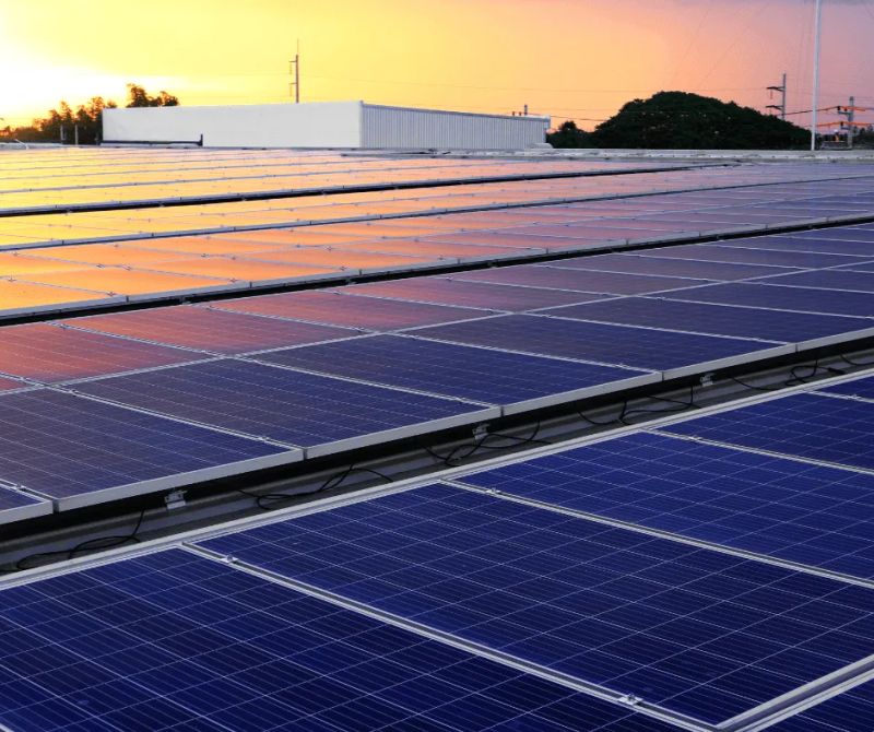 Installing A Commercial Rooftop Solar Pv System In - Creative Ocean Wallpaper - 8K