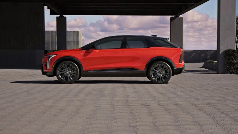 Cadillac OPTIQ 2025