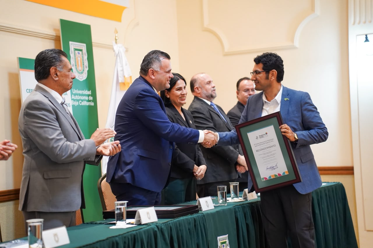 Obtienen 21 programas educativos de la UABC reconocimiento por alto rendimiento académico