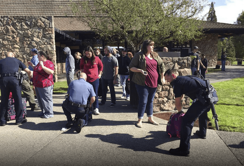 Tiroteo en Oregon EU, confirman 10 muertos
