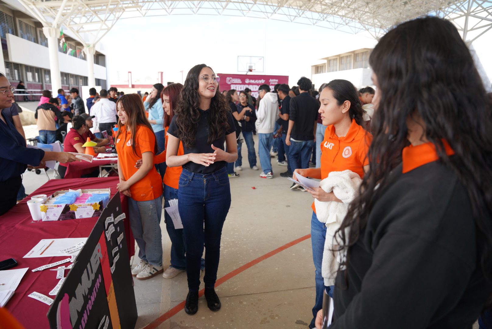 IMJUVE lleva “Contacto Joven” a estudiantes de la Preparatoria UAT