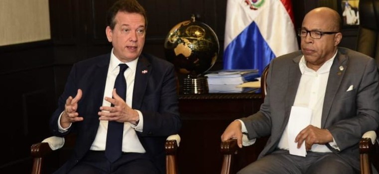 Ministro Bisonó dice “Ley Tasa Cero” busca proteger a la población y garantizar acceso a la canasta básica