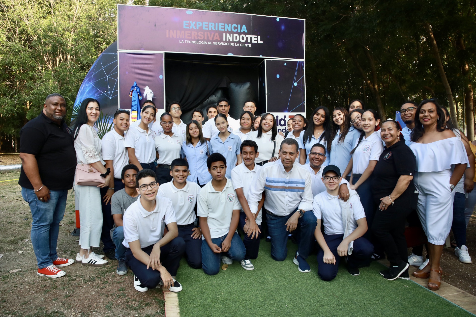 INDOTEL lleva tecnología a santiagueros con Domo Inmersivo