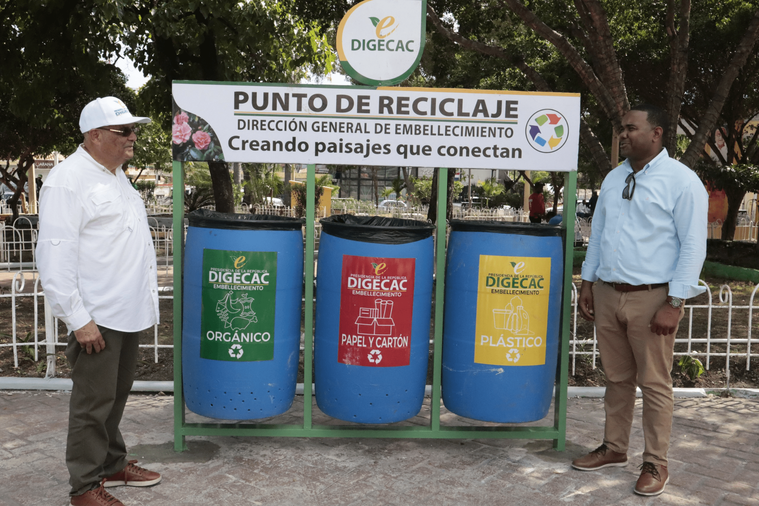 Digecac deja en funcionamiento puntos verdes de reciclaje