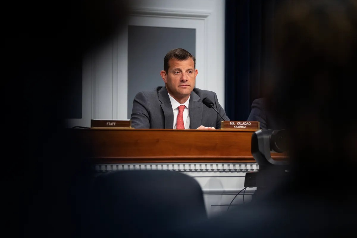 David Valadao perdio ultima ola azul anti Trump