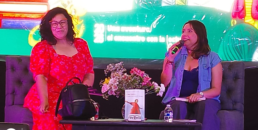 FERIA NACIONAL DEL LIBRO (2)